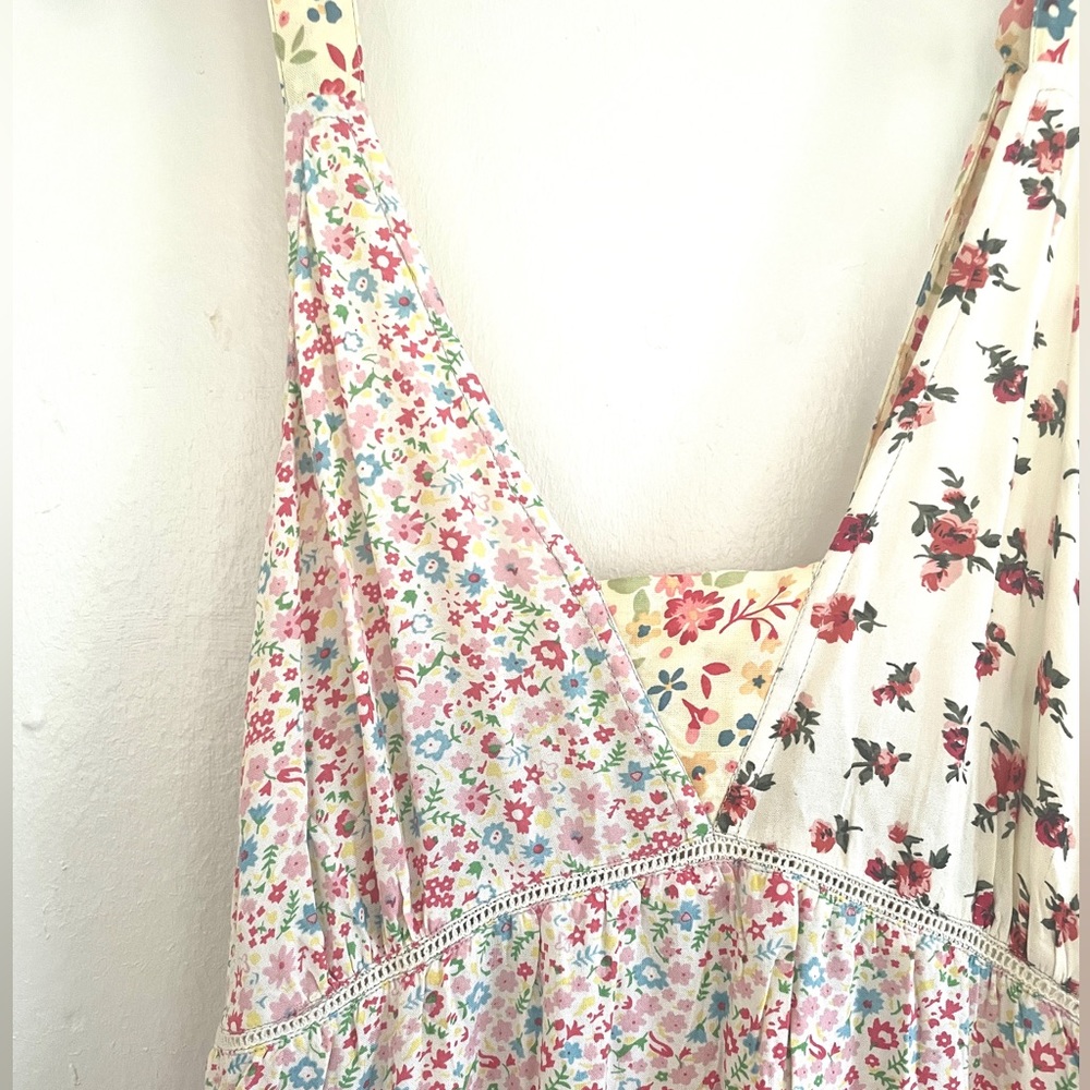 Paani Bohemin Flowy Sleeveless Summer Spring Floral Midi Dress with Pockets